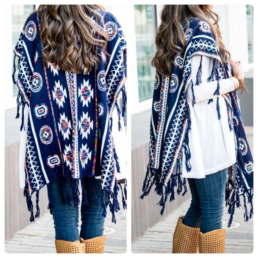 NWOT Hipster Row Aztec/Western‎ Print Poncho/Shawl -- OS